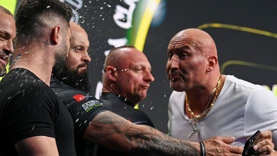 Marcin-Najman-na-gali-Clout-MMA-2.-Z-kim-kiedy-i-o-ktorej-godzinie-walczy_full-hd.jpg.3efc2a0c7e7a4cf843df2815ff7f87da.jpg